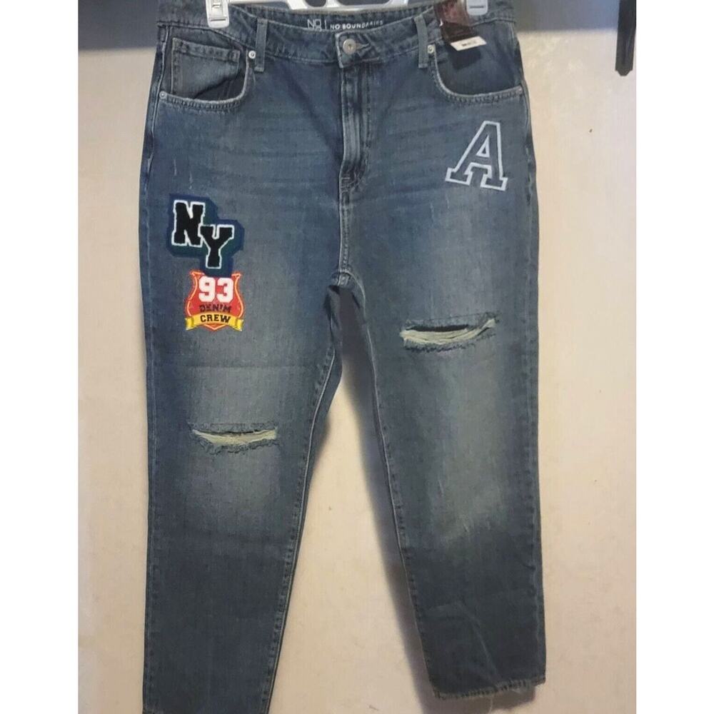 No Boundaries High Rise Mom Jeans Juniors sz 17 Torn Belt Loop - PHOTOED